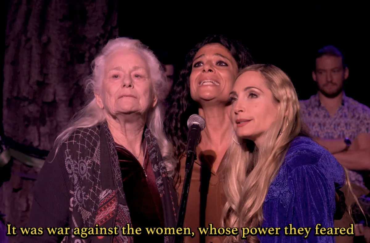EM Stage EB ItWasWarAgainstTheWomen